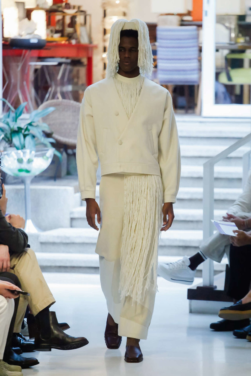 Handred fashion show for Autumn/Winter 2025