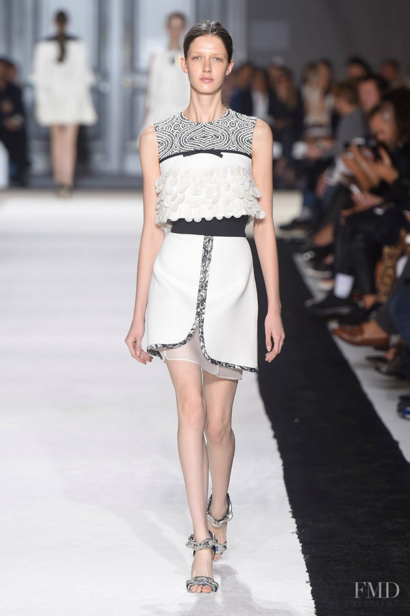 Josephine van Delden featured in  the Giambattista Valli fashion show for Spring/Summer 2015