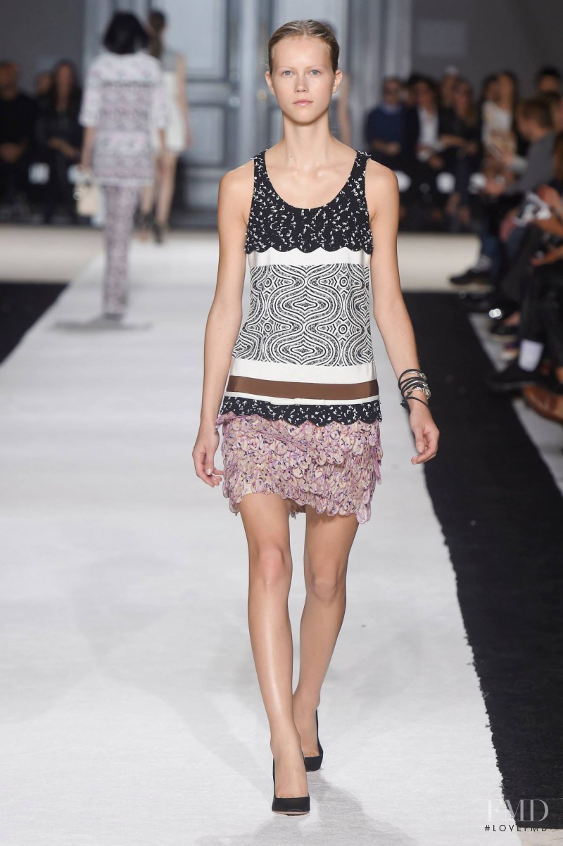 Julie Hoomans featured in  the Giambattista Valli fashion show for Spring/Summer 2015