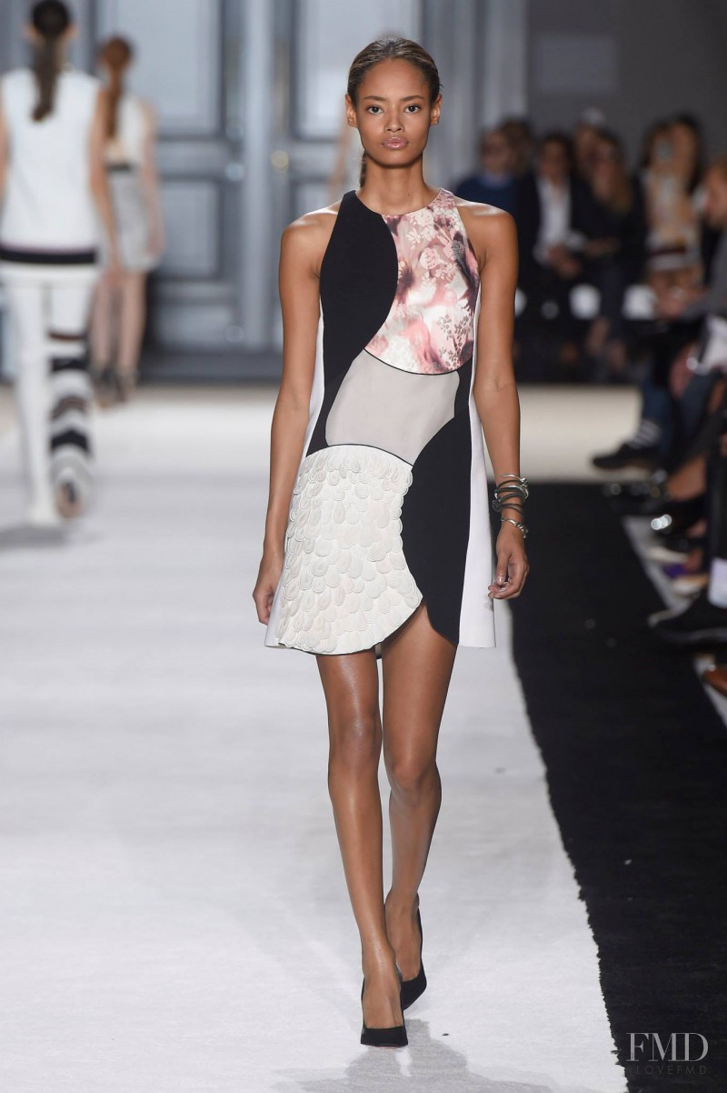 Malaika Firth featured in  the Giambattista Valli fashion show for Spring/Summer 2015