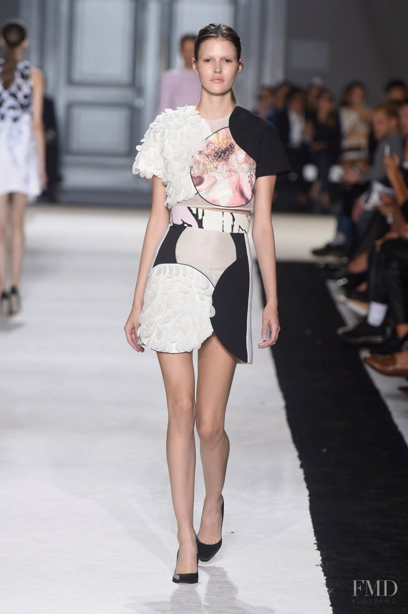 Vanessa Moody featured in  the Giambattista Valli fashion show for Spring/Summer 2015