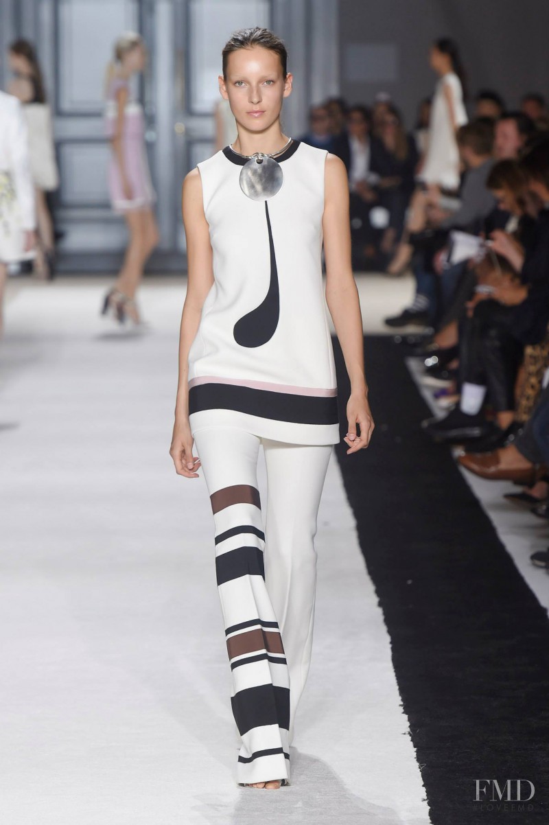 Julia Bergshoeff featured in  the Giambattista Valli fashion show for Spring/Summer 2015