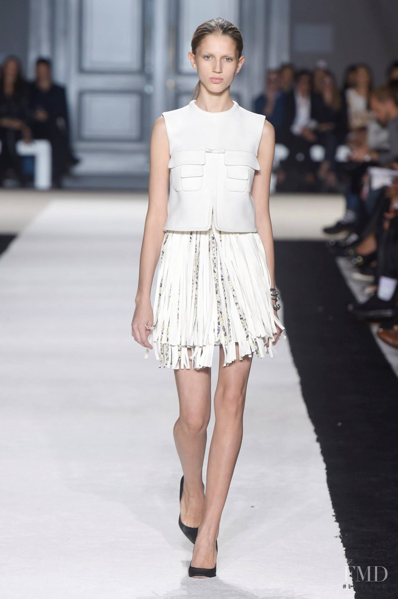 Sabina Lobova featured in  the Giambattista Valli fashion show for Spring/Summer 2015