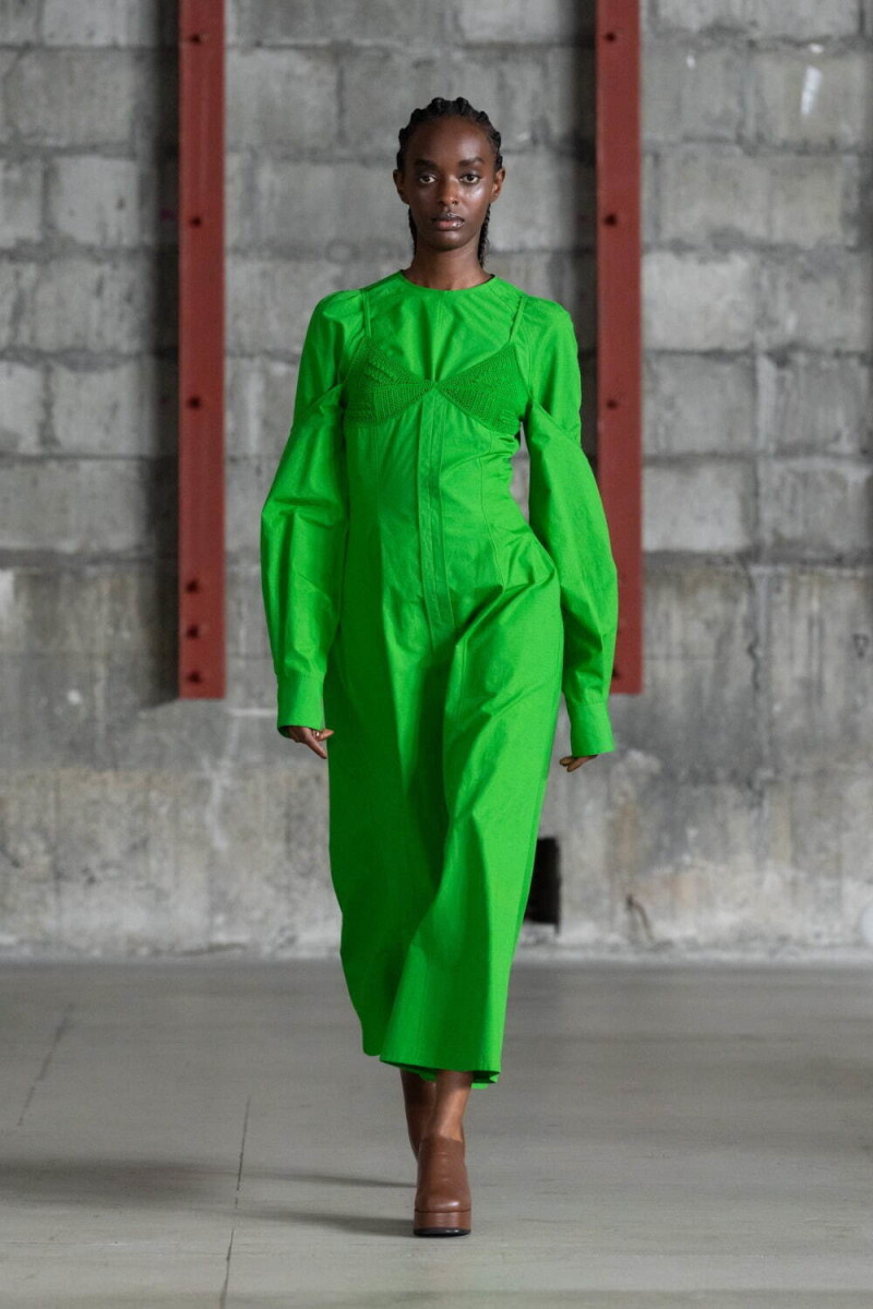 Akane Utsunomiya fashion show for Autumn/Winter 2025