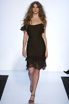 Monique Lhuillier fashion show for Autumn/Winter 2004