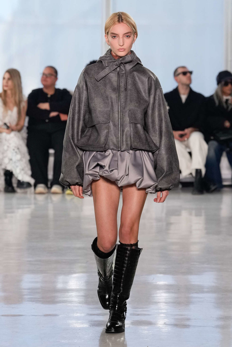 Aknvas fashion show for Autumn/Winter 2025