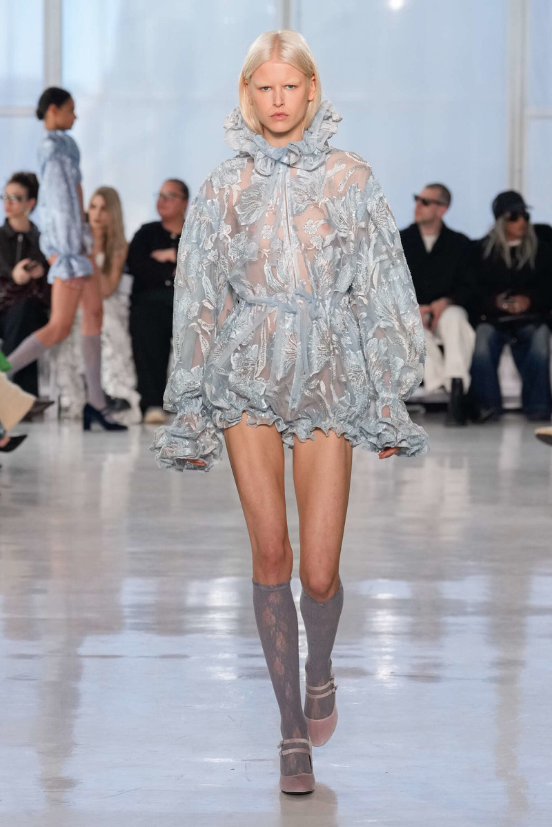 Aknvas fashion show for Autumn/Winter 2025