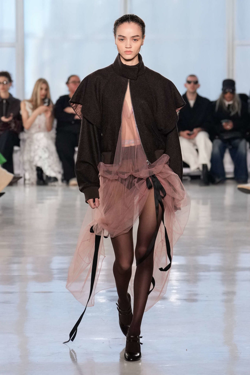Aknvas fashion show for Autumn/Winter 2025
