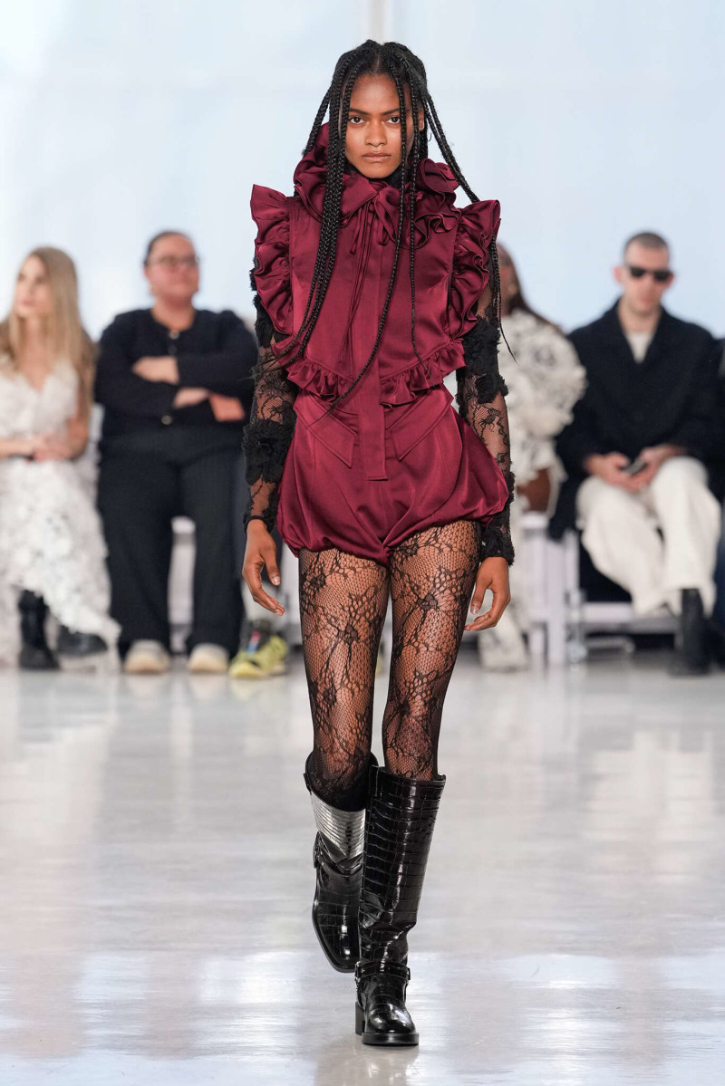 Aknvas fashion show for Autumn/Winter 2025