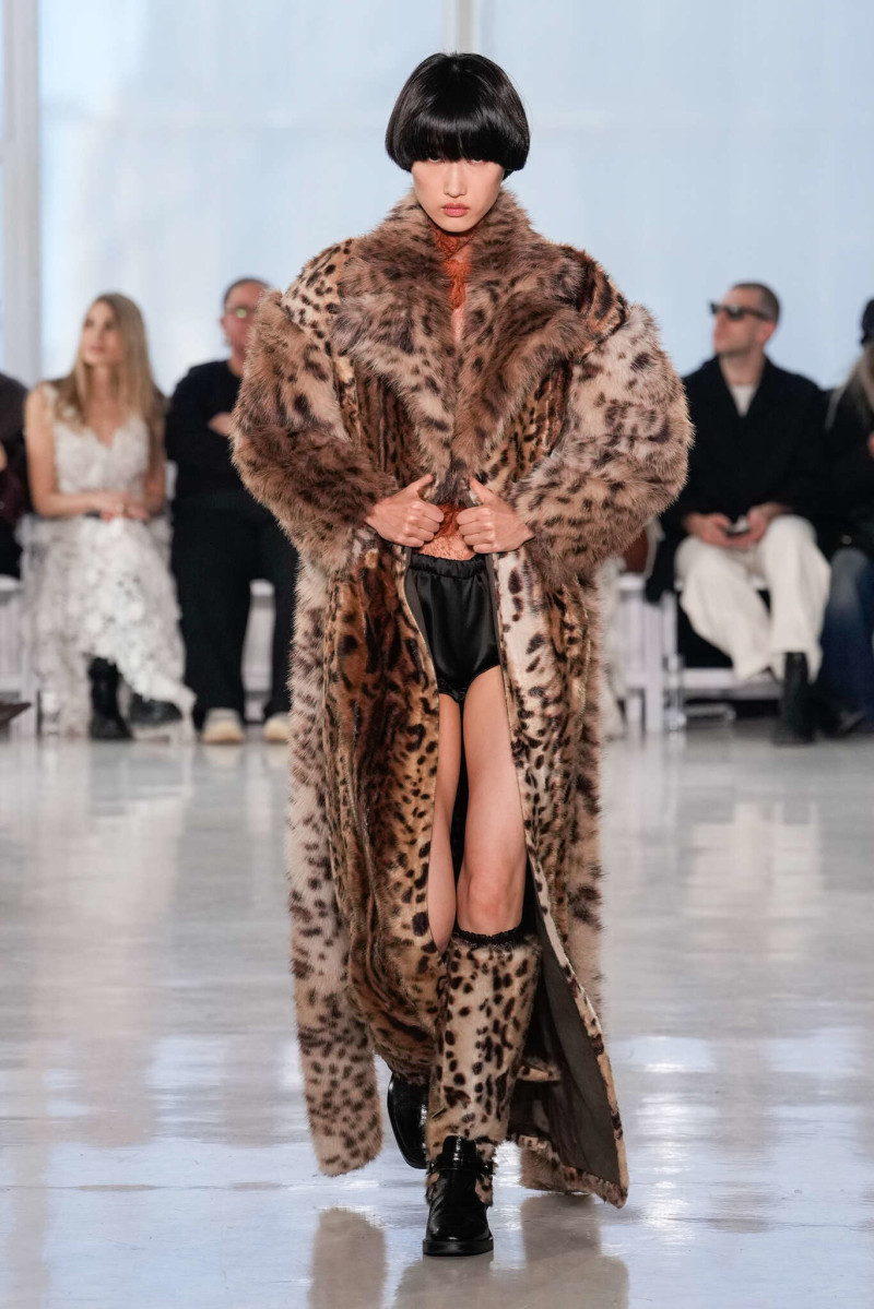 Aknvas fashion show for Autumn/Winter 2025