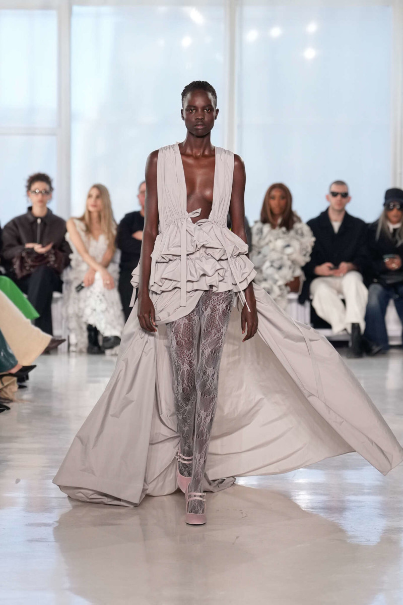 Aknvas fashion show for Autumn/Winter 2025
