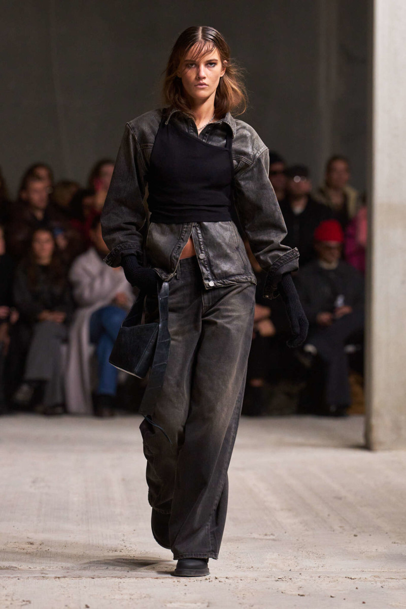 Won Hundred (RETAILER) fashion show for Autumn/Winter 2025
