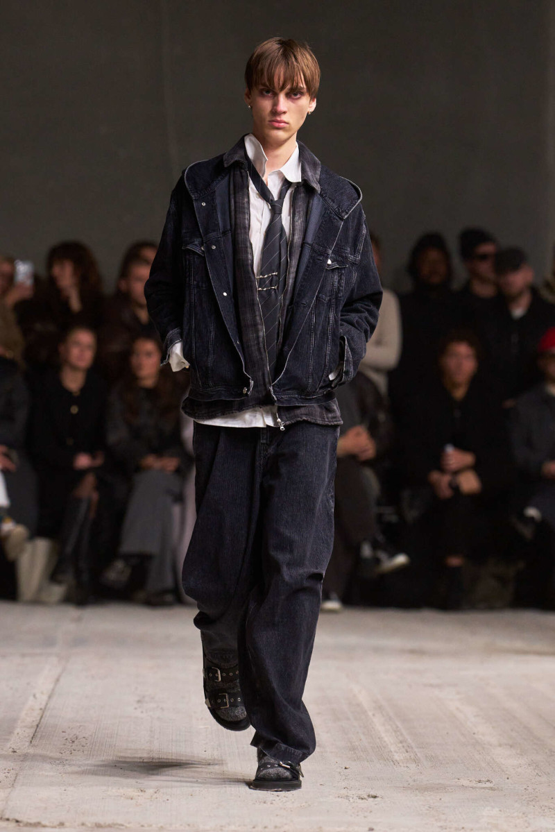 Won Hundred (RETAILER) fashion show for Autumn/Winter 2025