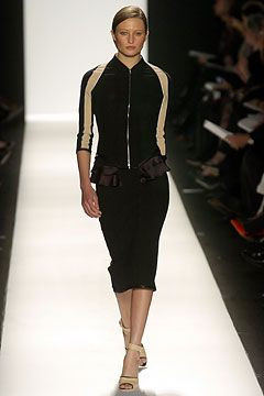 Narciso Rodriguez fashion show for Autumn/Winter 2004