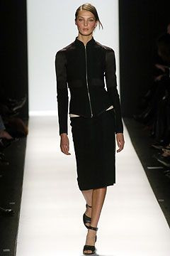 Narciso Rodriguez fashion show for Autumn/Winter 2004