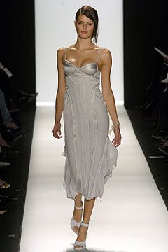 Narciso Rodriguez fashion show for Autumn/Winter 2004