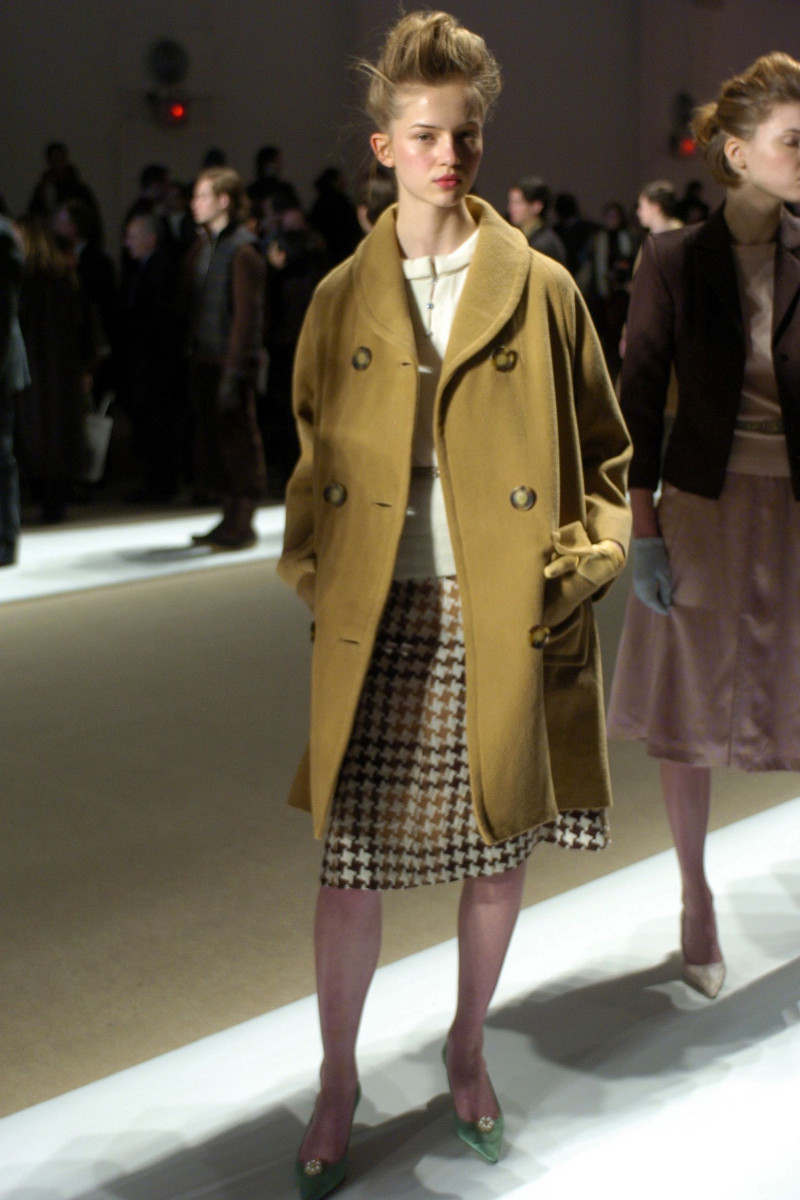 Perry Ellis fashion show for Autumn/Winter 2004