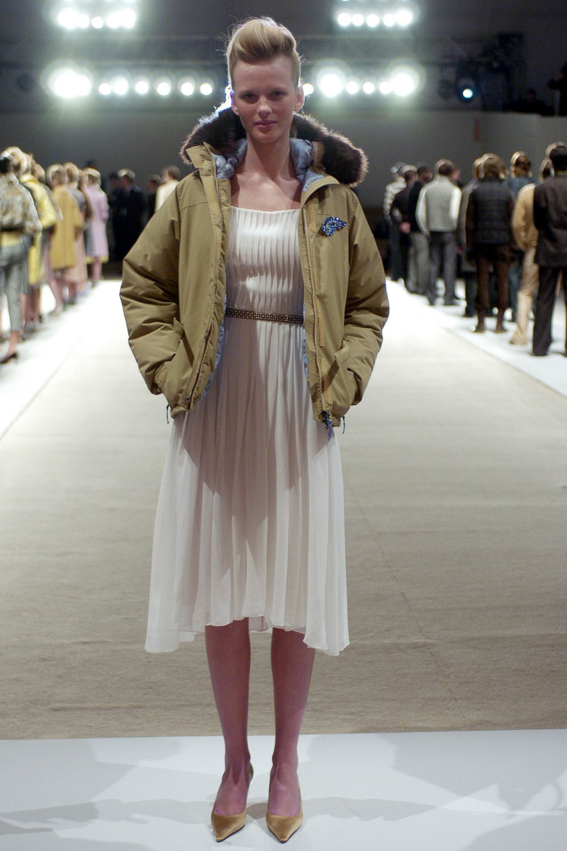 Perry Ellis fashion show for Autumn/Winter 2004