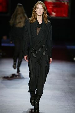 Phi fashion show for Autumn/Winter 2004