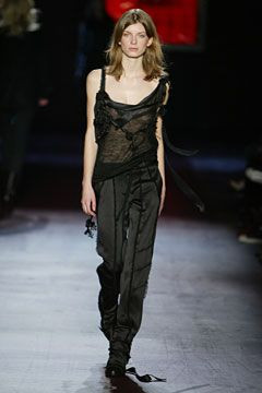 Phi fashion show for Autumn/Winter 2004
