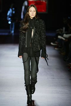 Phi fashion show for Autumn/Winter 2004