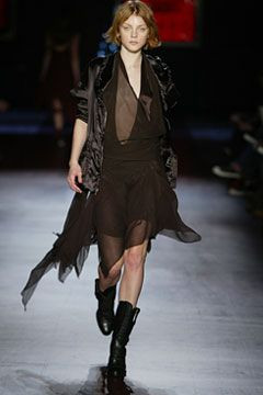 Phi fashion show for Autumn/Winter 2004