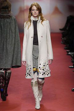 Pollini fashion show for Autumn/Winter 2004