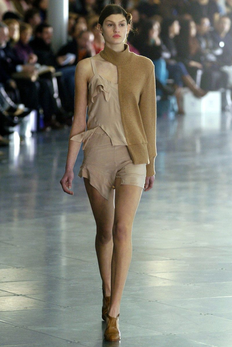 Preen by Thornton Bregazzi fashion show for Autumn/Winter 2004