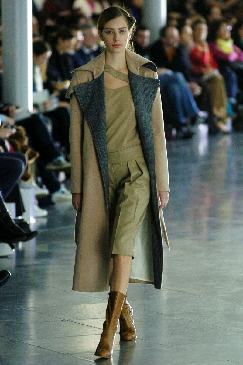 Preen by Thornton Bregazzi fashion show for Autumn/Winter 2004