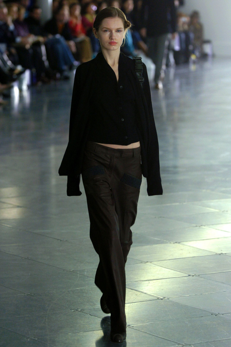 Preen by Thornton Bregazzi fashion show for Autumn/Winter 2004