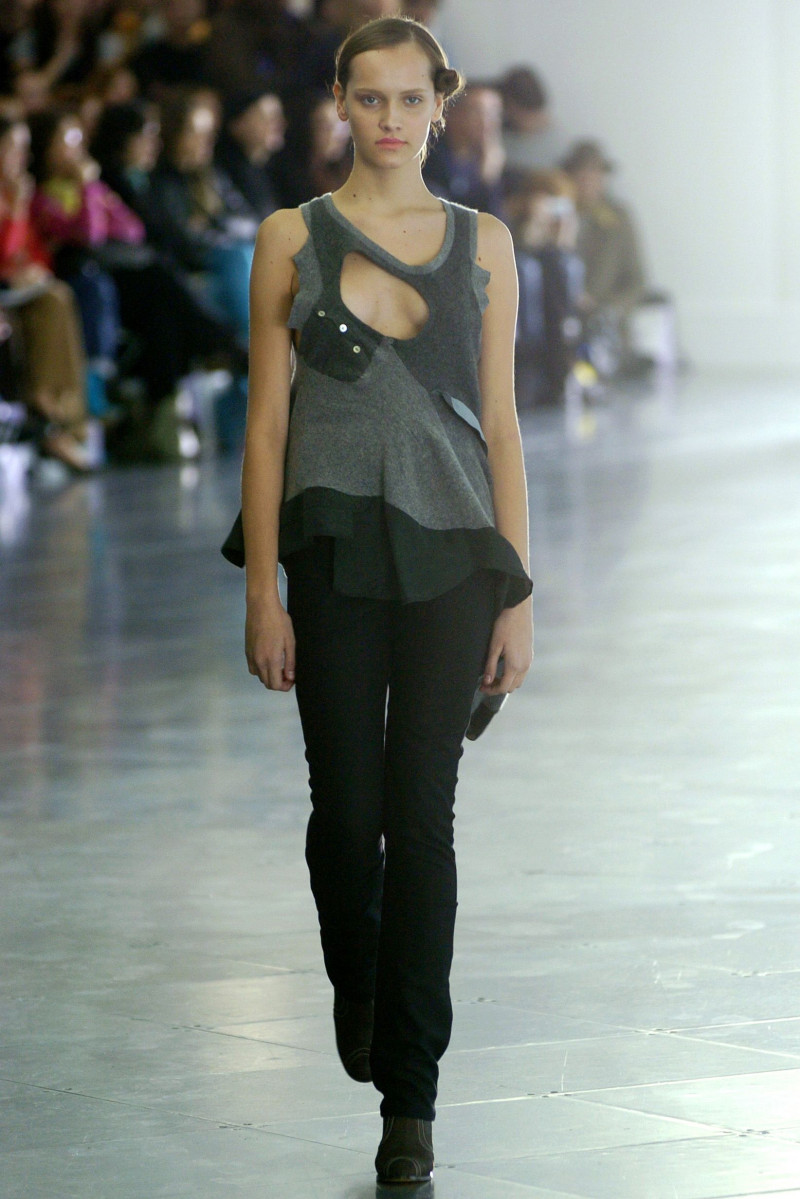 Preen by Thornton Bregazzi fashion show for Autumn/Winter 2004