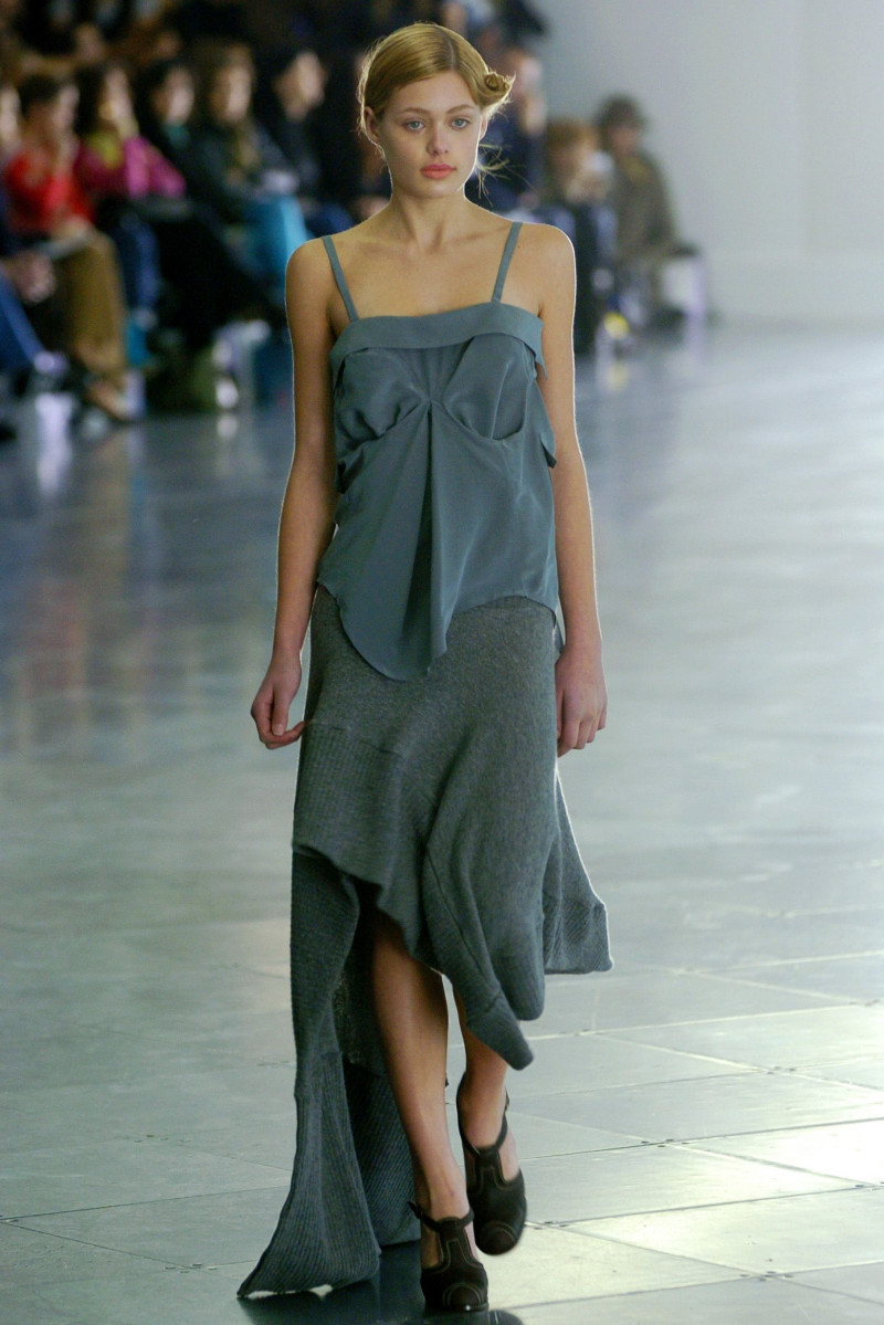Preen by Thornton Bregazzi fashion show for Autumn/Winter 2004