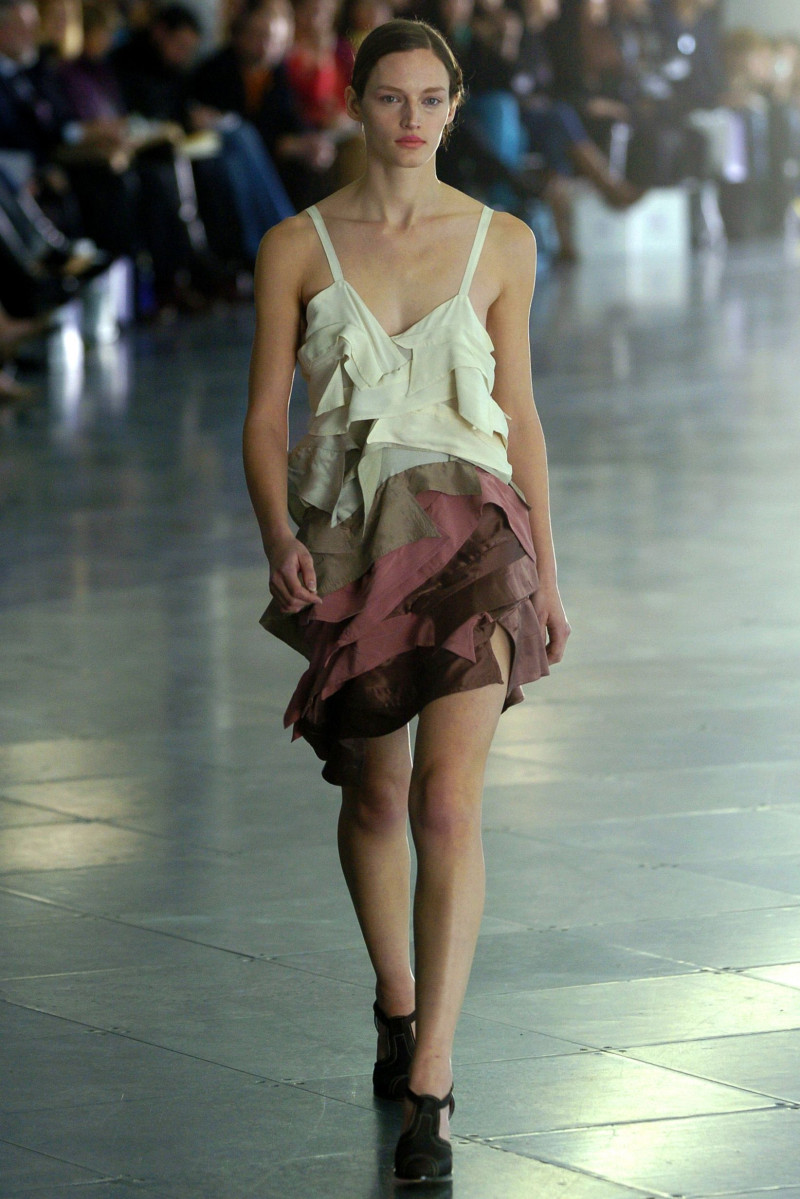Preen by Thornton Bregazzi fashion show for Autumn/Winter 2004
