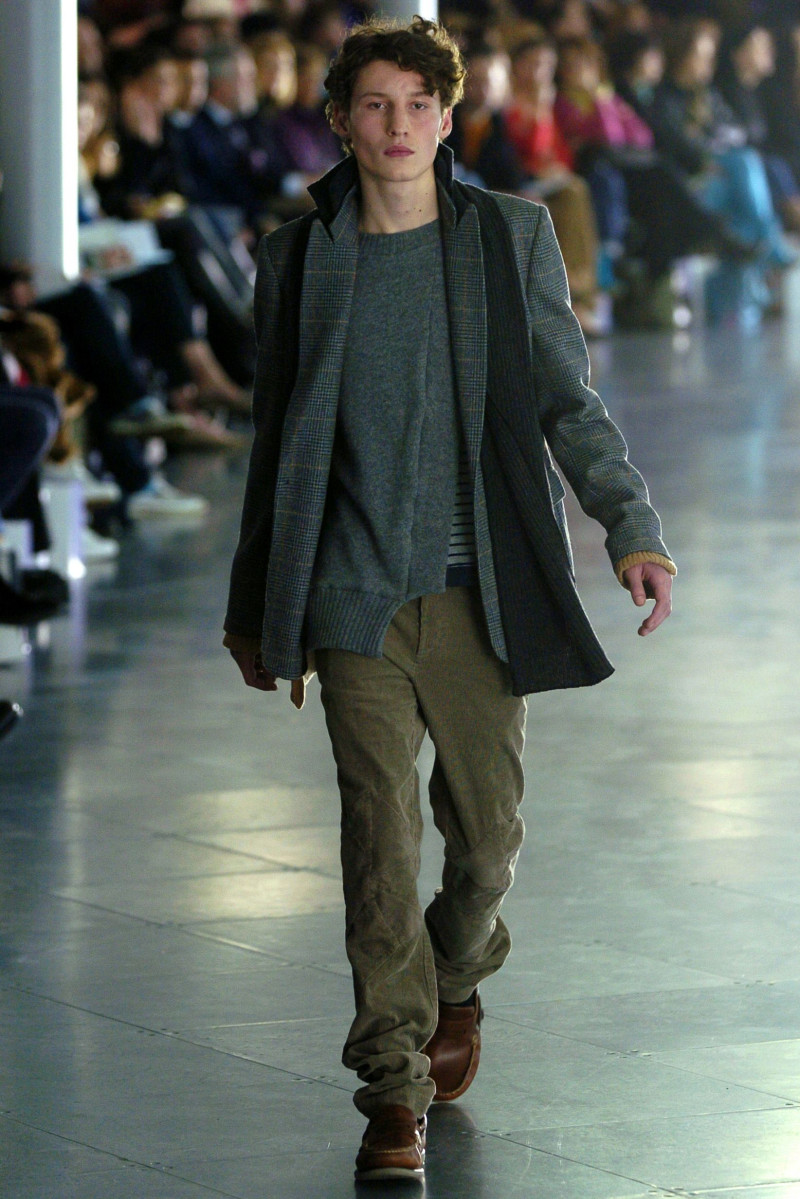 Preen by Thornton Bregazzi fashion show for Autumn/Winter 2004