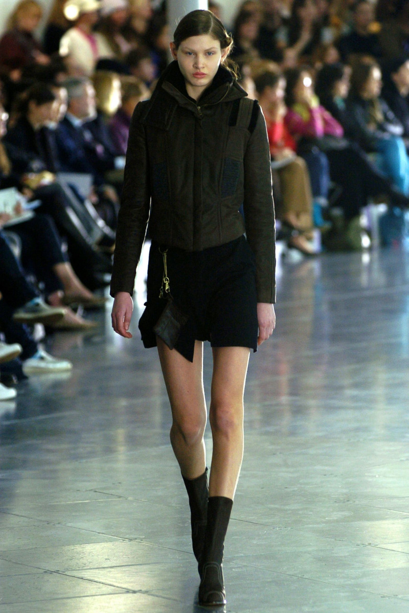Preen by Thornton Bregazzi fashion show for Autumn/Winter 2004