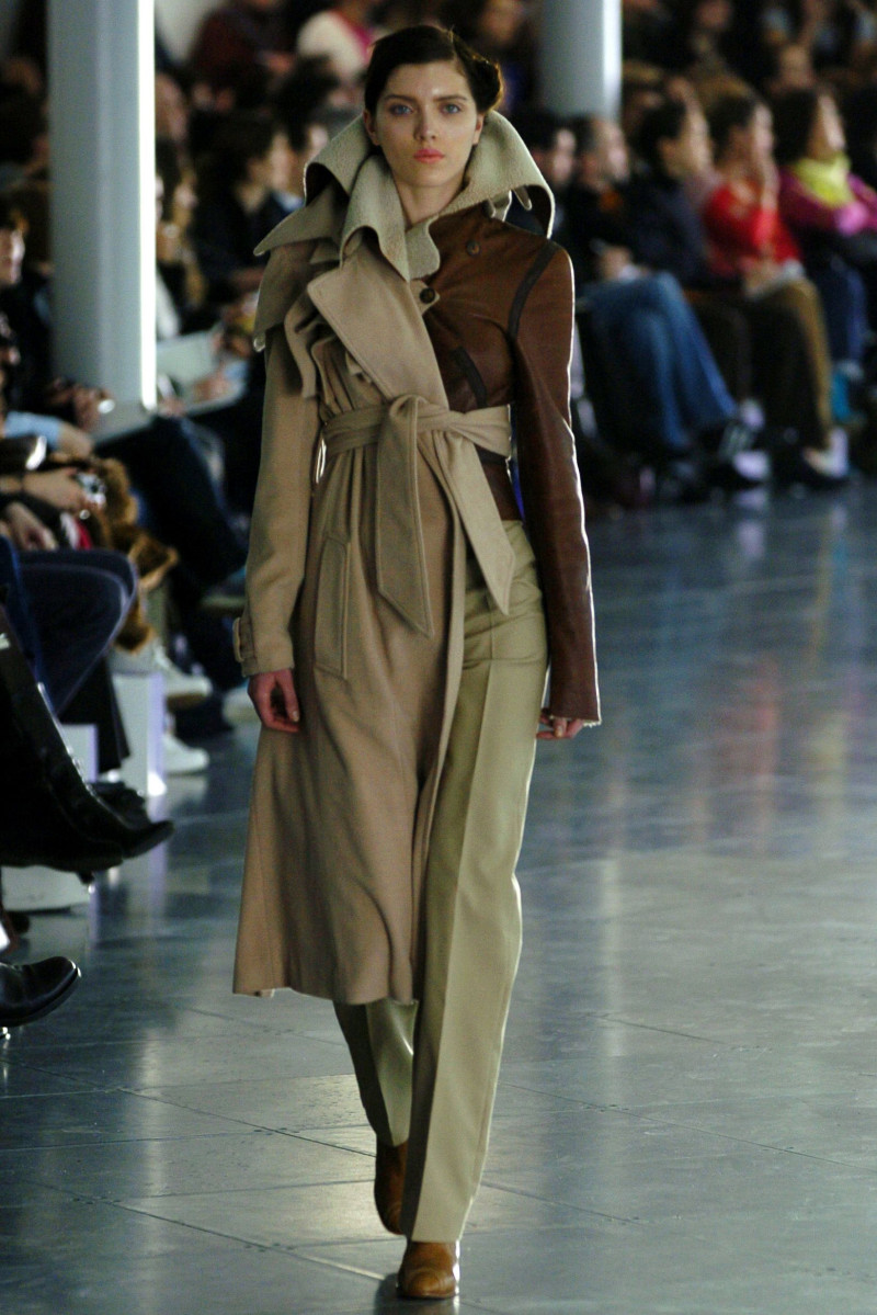 Preen by Thornton Bregazzi fashion show for Autumn/Winter 2004