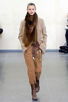 Révillon fashion show for Autumn/Winter 2004