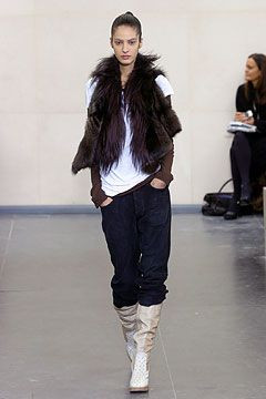 Révillon fashion show for Autumn/Winter 2004