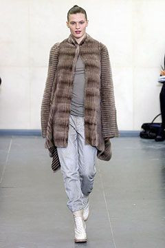 Révillon fashion show for Autumn/Winter 2004