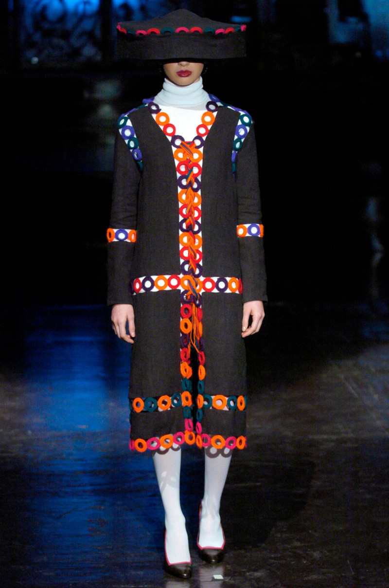 Sebastian Pons fashion show for Autumn/Winter 2004