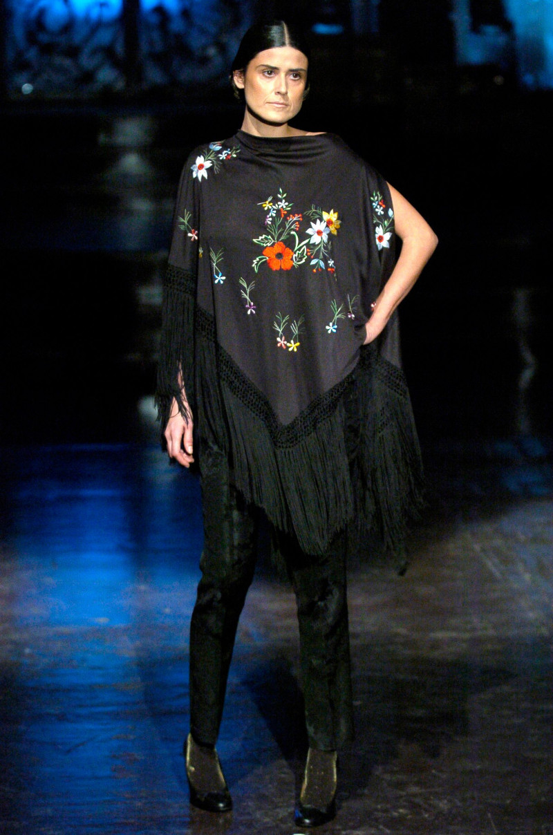 Sebastian Pons fashion show for Autumn/Winter 2004