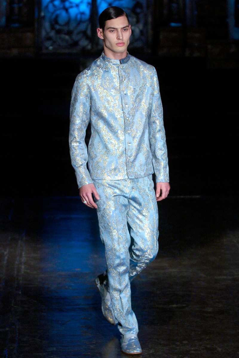 Sebastian Pons fashion show for Autumn/Winter 2004
