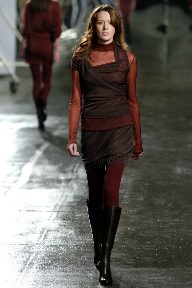 Sophia Kokosalaki fashion show for Autumn/Winter 2004