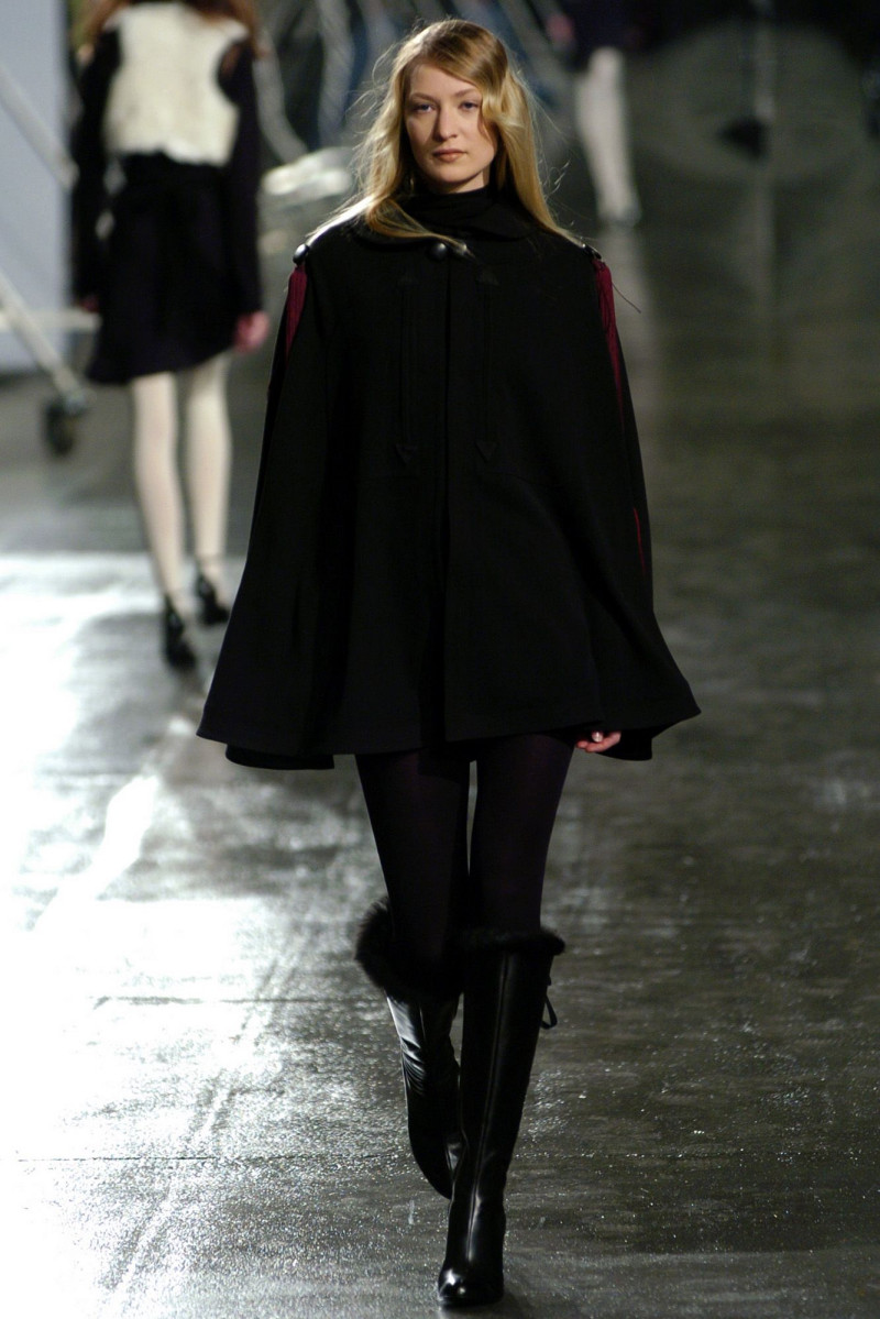 Sophia Kokosalaki fashion show for Autumn/Winter 2004