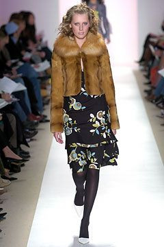 Tuleh fashion show for Autumn/Winter 2004