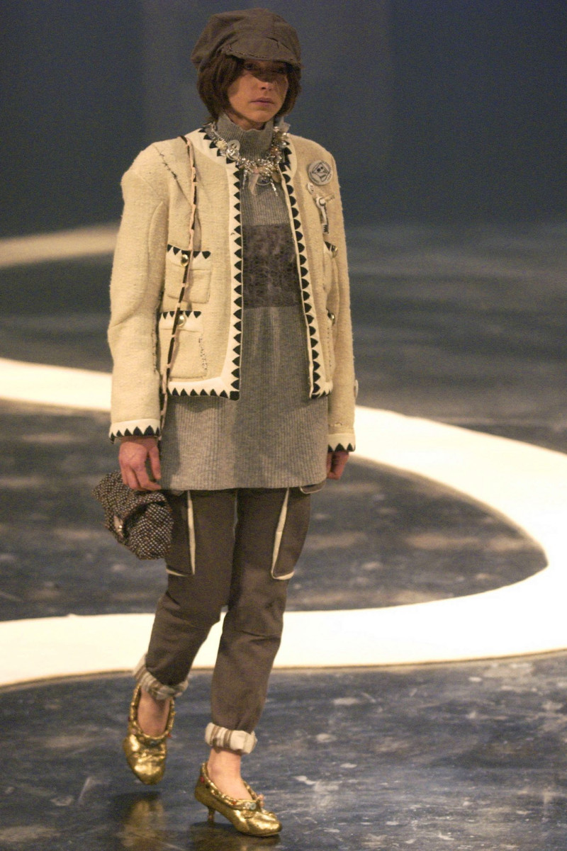 Undercover fashion show for Autumn/Winter 2004