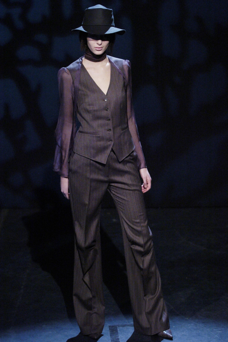 Veronique Branquinho fashion show for Autumn/Winter 2004