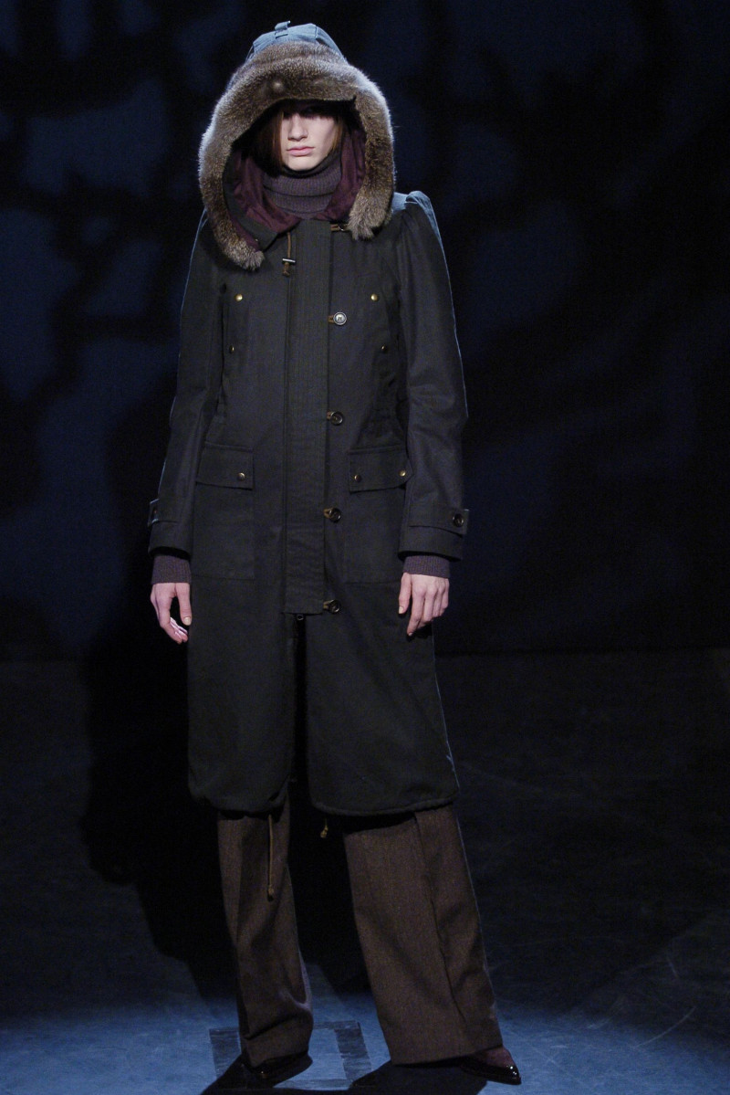 Veronique Branquinho fashion show for Autumn/Winter 2004