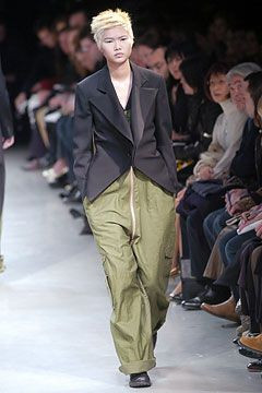 Y\'s by Yohji Yamamoto fashion show for Autumn/Winter 2004