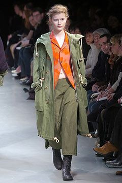 Y\'s by Yohji Yamamoto fashion show for Autumn/Winter 2004
